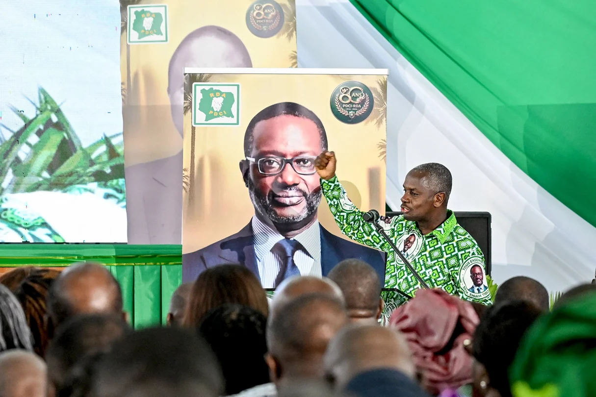 Calice Yapo Yapo, secrétaire exécutif du PDCI, lors de la célébration du 80e anniversaire du parti, le 9 avril 2026 à Abidjan. © Issouf SANOGO/AFP