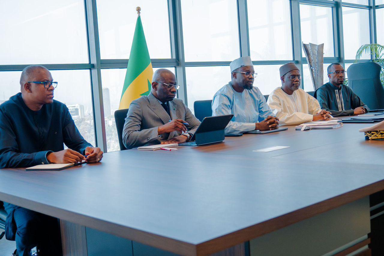 échange de documents entre Ousmane Sonko et Al Aminou Lo