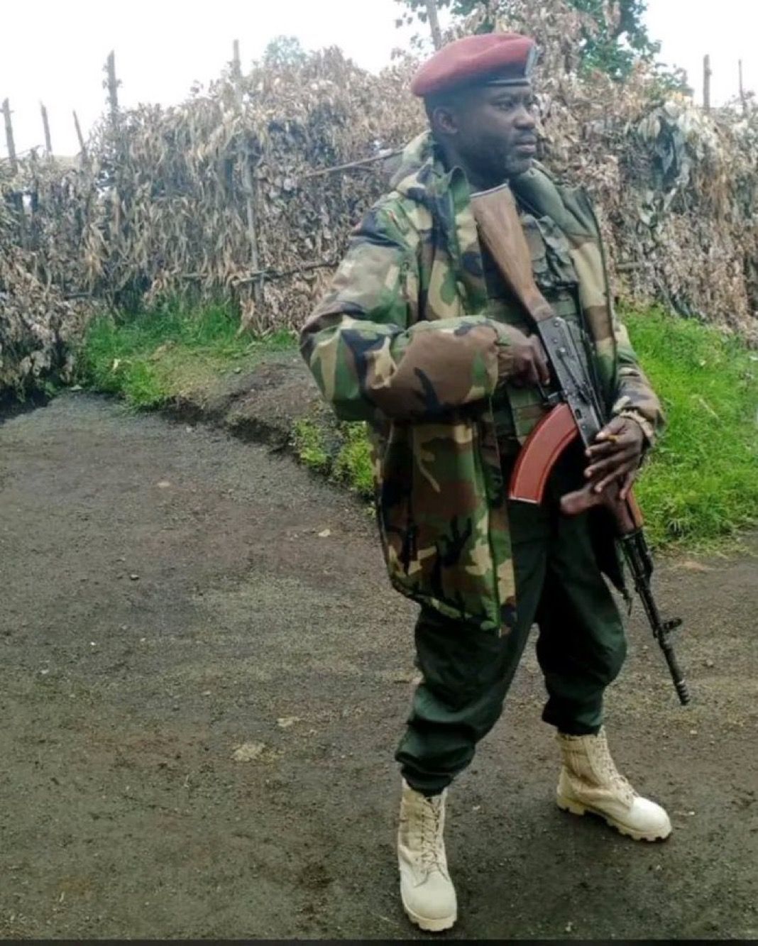 Portrait de John Imani Nzenze, chef du renseignement du RDF/M23