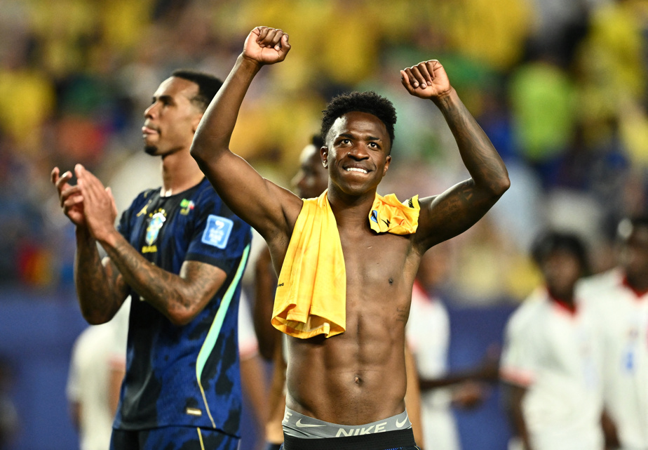 Action de jeu entre le Brésil et Haïti