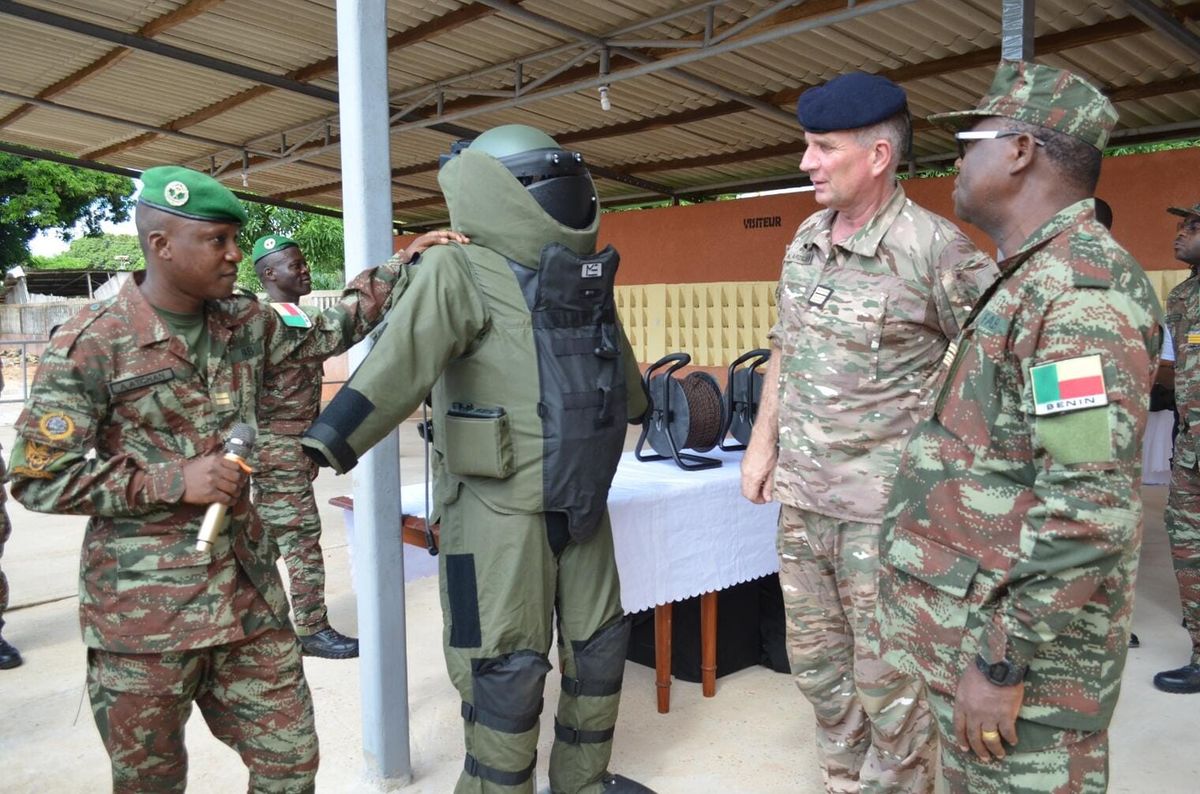 Renforcement militaire : la France équipe le Bénin contre les engins explosifs improvisés