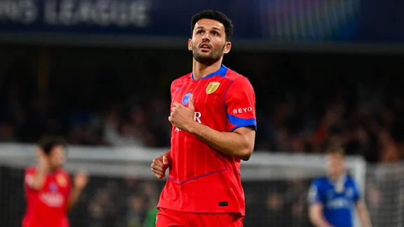 Gonçalo Ramos en action avec le maillot du PSG