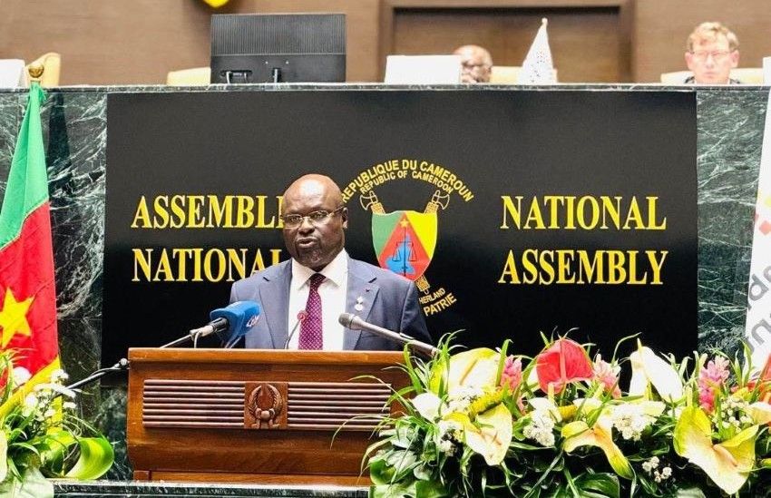 Michel Régis Onanga M. Ndiaye s'exprimant lors de l'Assemblée parlementaire de la Francophonie