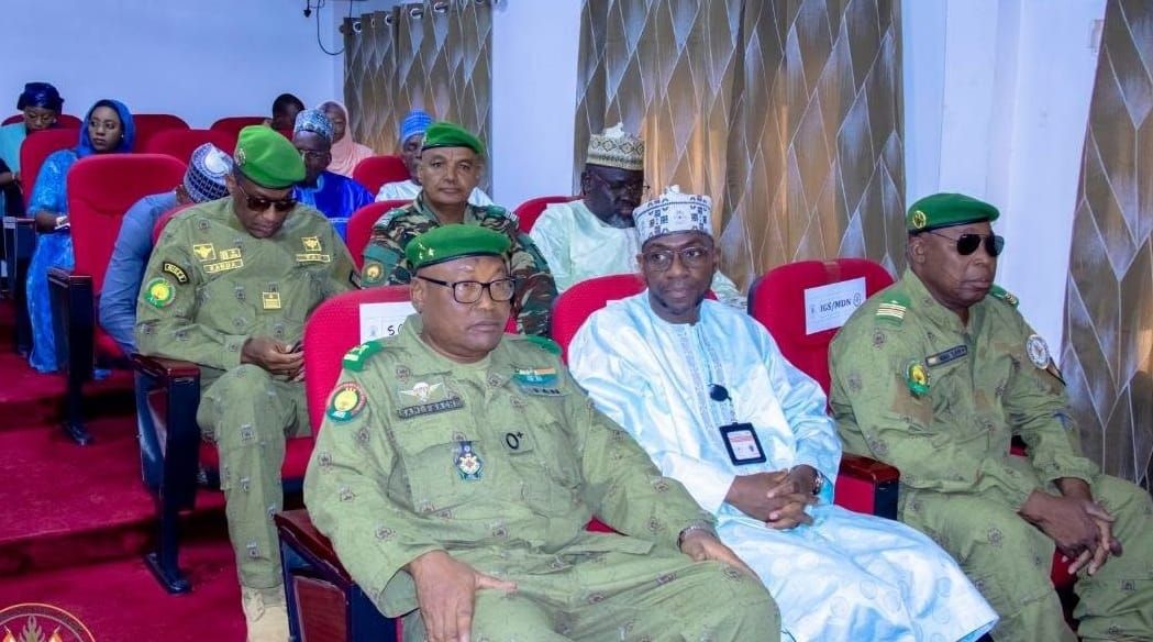 Premier rassemblement des futurs attachés de défense et militaires du Niger