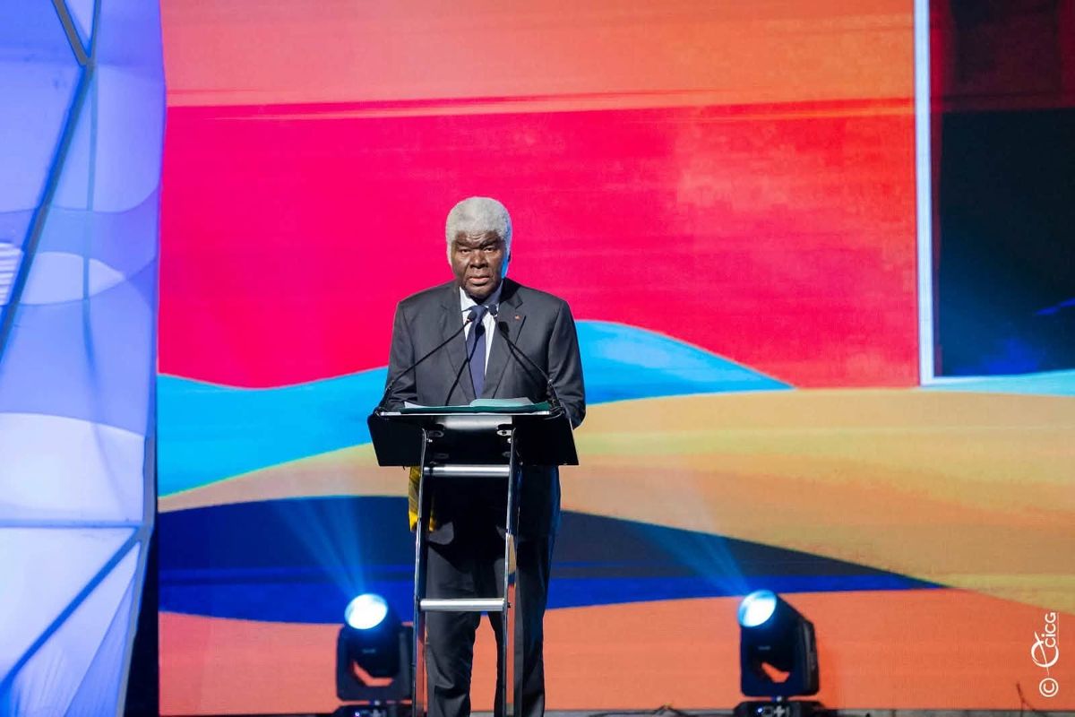 Le Premier ministre ivoirien Robert Beugré Mambé s'adresse aux investisseurs lors du Groupe Consultatif du PND 2026-2030