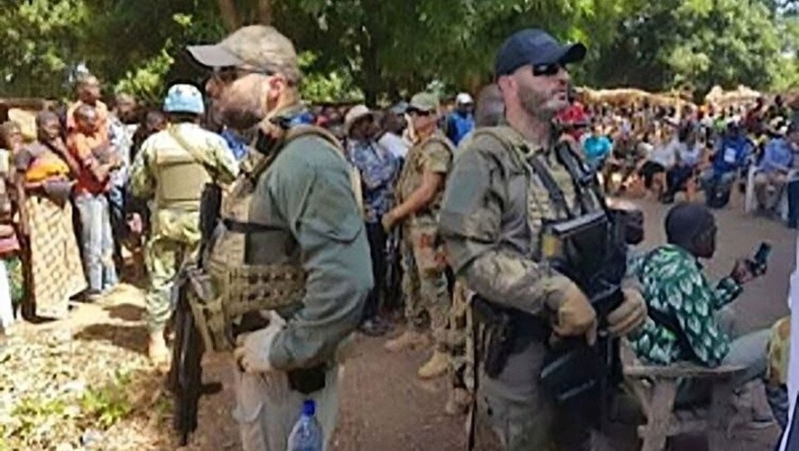 Le journaliste centrafricain Ephrem Yalike-Ngonzo, contraint de se cacher en France, attend la décision sur son recours après le refus de son asile.