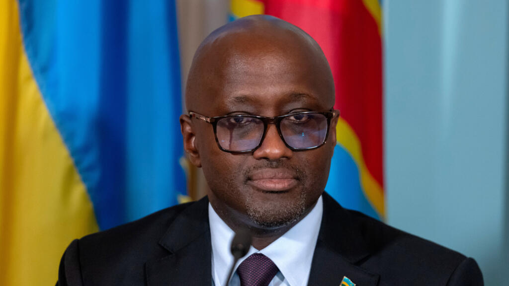 Signature d'un accord de paix entre le Rwanda et la République démocratique du Congo en présence du ministre rwandais des Affaires étrangères, Olivier Nduhungirehe